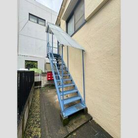 14/14 エントランス