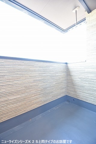 13/20 バルコニー