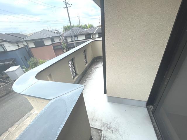 13/16 バルコニー