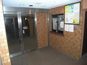 2/8 エントランス