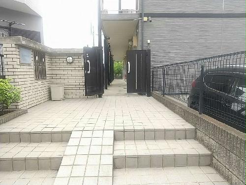 2/13 エントランス