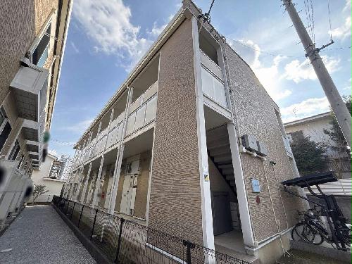 レオパレスパークソフィア　桜の外観