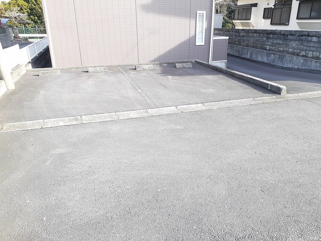 14/20 駐車場