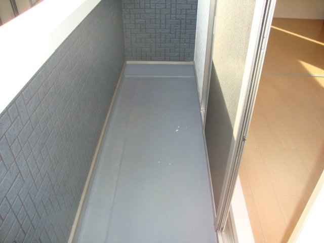 16/28 バルコニー