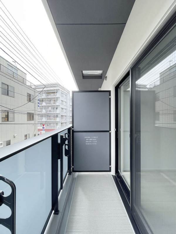 13/13 バルコニー