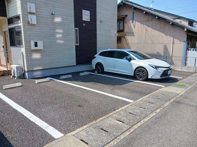 2/8 駐車場