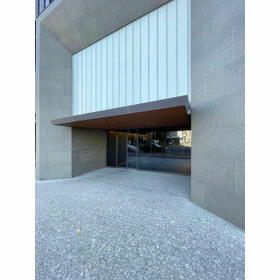 15/16 エントランス