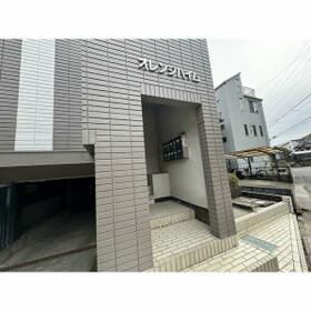 2/3 エントランス