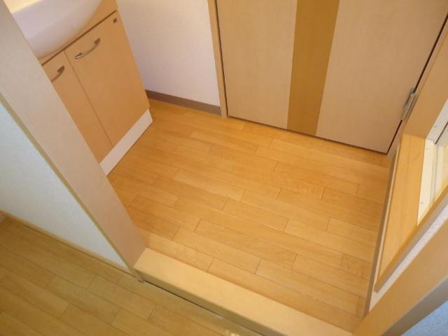 22/30 エントランス