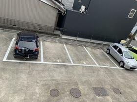 17/24 駐車場