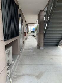 16/24 エントランス