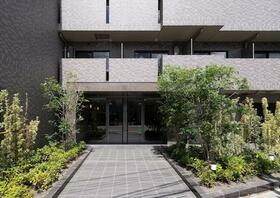 2/3 エントランス