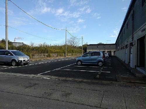 14/18 駐車場
