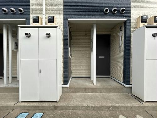 14/14 エントランス