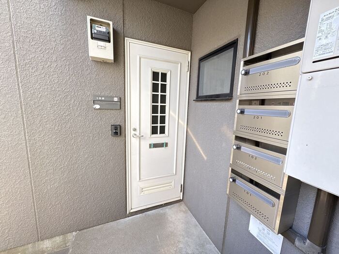 19/20 エントランス