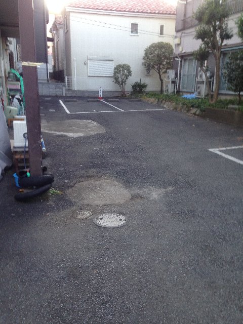 23/29 駐車場