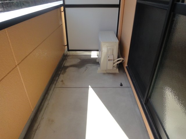 20/28 バルコニー