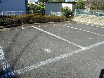 14/20 駐車場