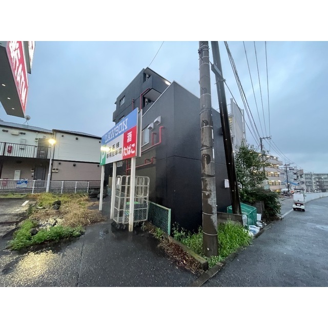 2/3 エントランス