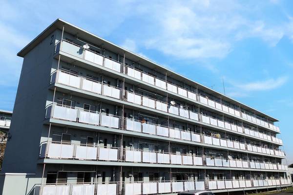 ビレッジハウス石橋第二2号棟の外観