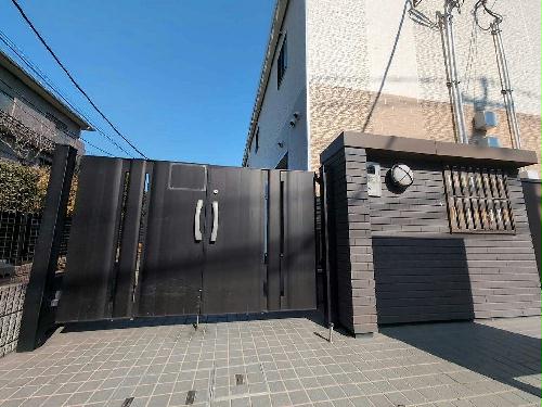 14/14 エントランス