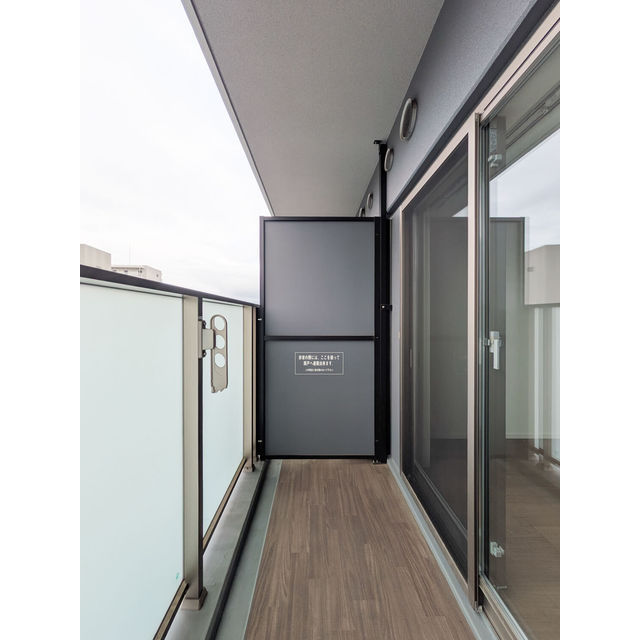 19/27 バルコニー