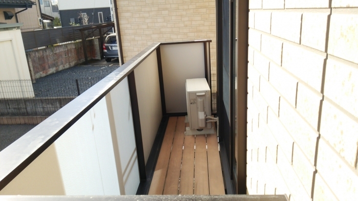 14/28 バルコニー