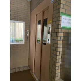 15/15 エントランス