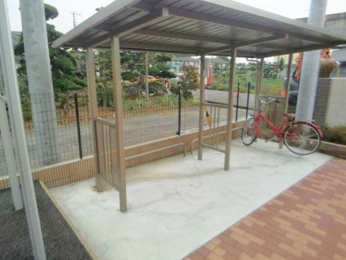 17/30 エントランス