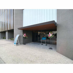 14/18 エントランス