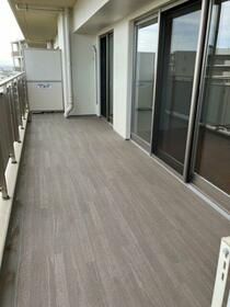 13/16 バルコニー