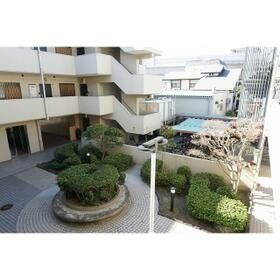 16/26 エントランス