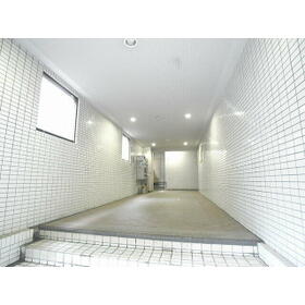 15/21 エントランス