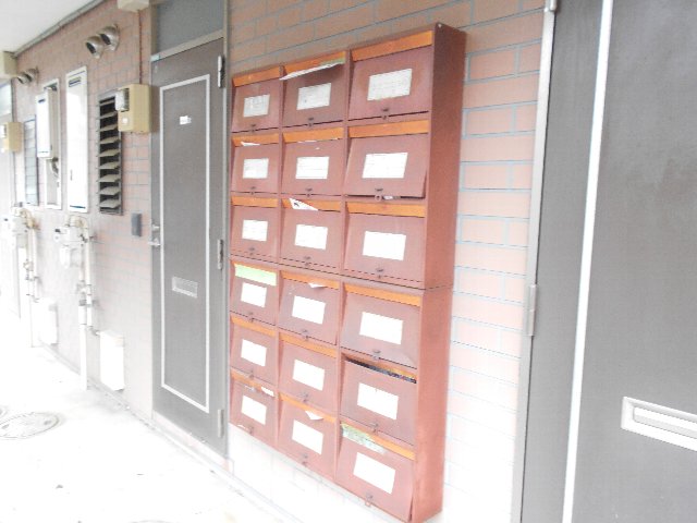 21/29 エントランス