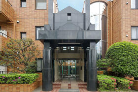 4/5 エントランス