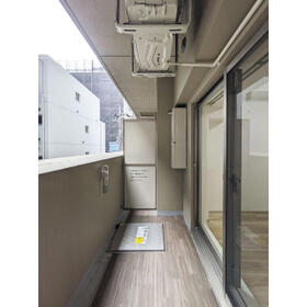 13/16 バルコニー