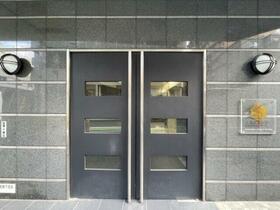 4/4 エントランス