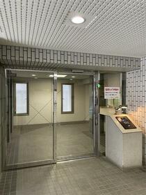 2/11 エントランス