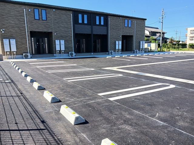 14/20 駐車場