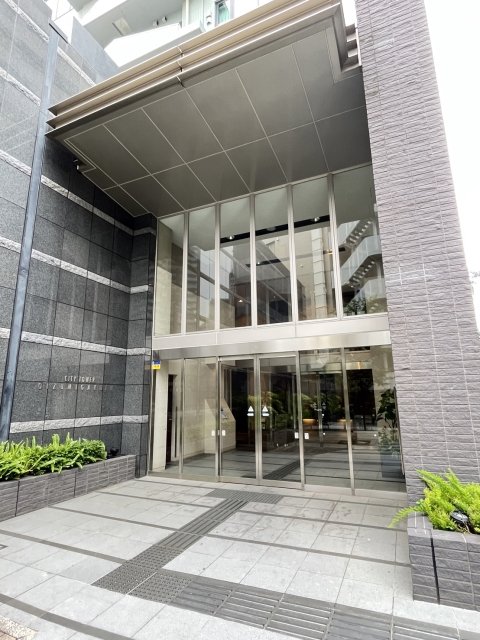 29/30 エントランス