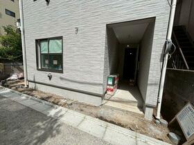 14/22 エントランス