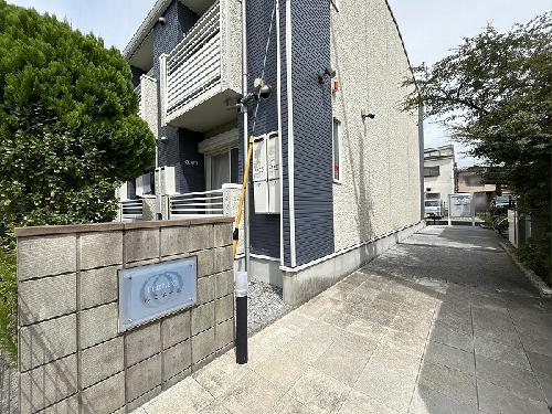 14/14 エントランス