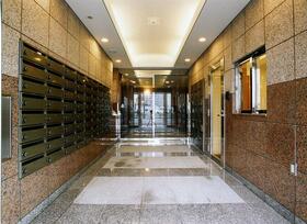 2/2 エントランス