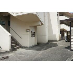 2/3 エントランス