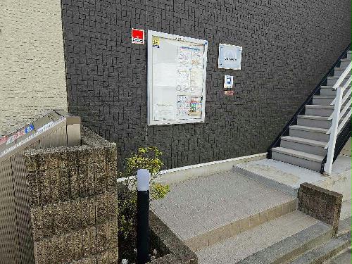 2/3 エントランス