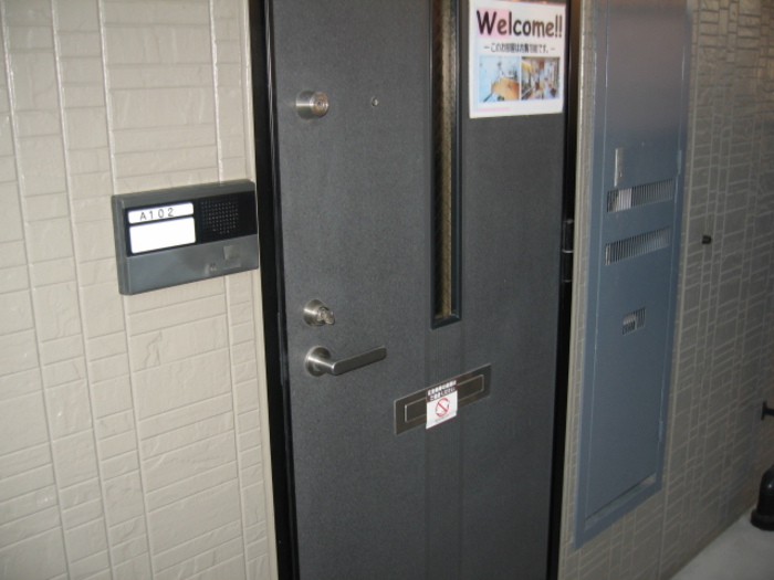 2/4 エントランス