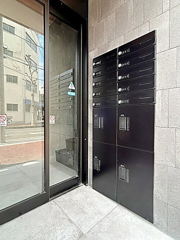 22/22 エントランス