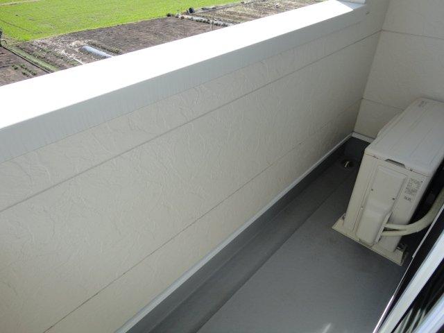 20/27 バルコニー