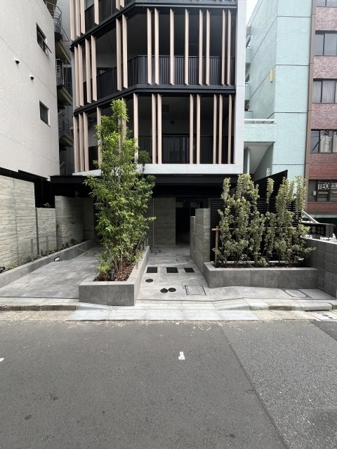 20/28 エントランス