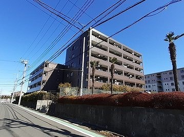 エスポワ－ルいずみ野の外観